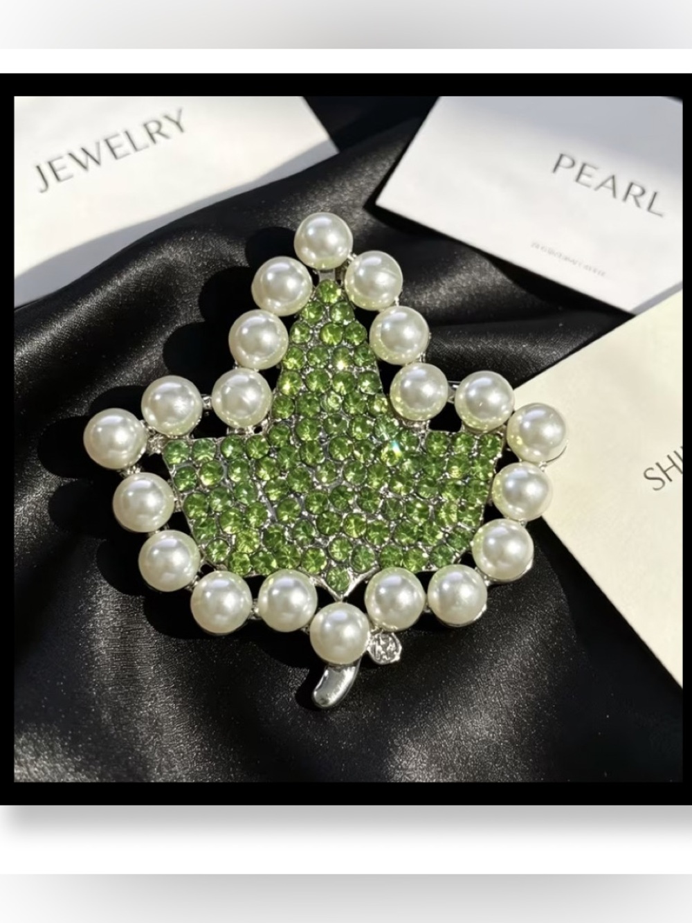 🆕 Pearl-Trim Green Crystal Leaf Brooch